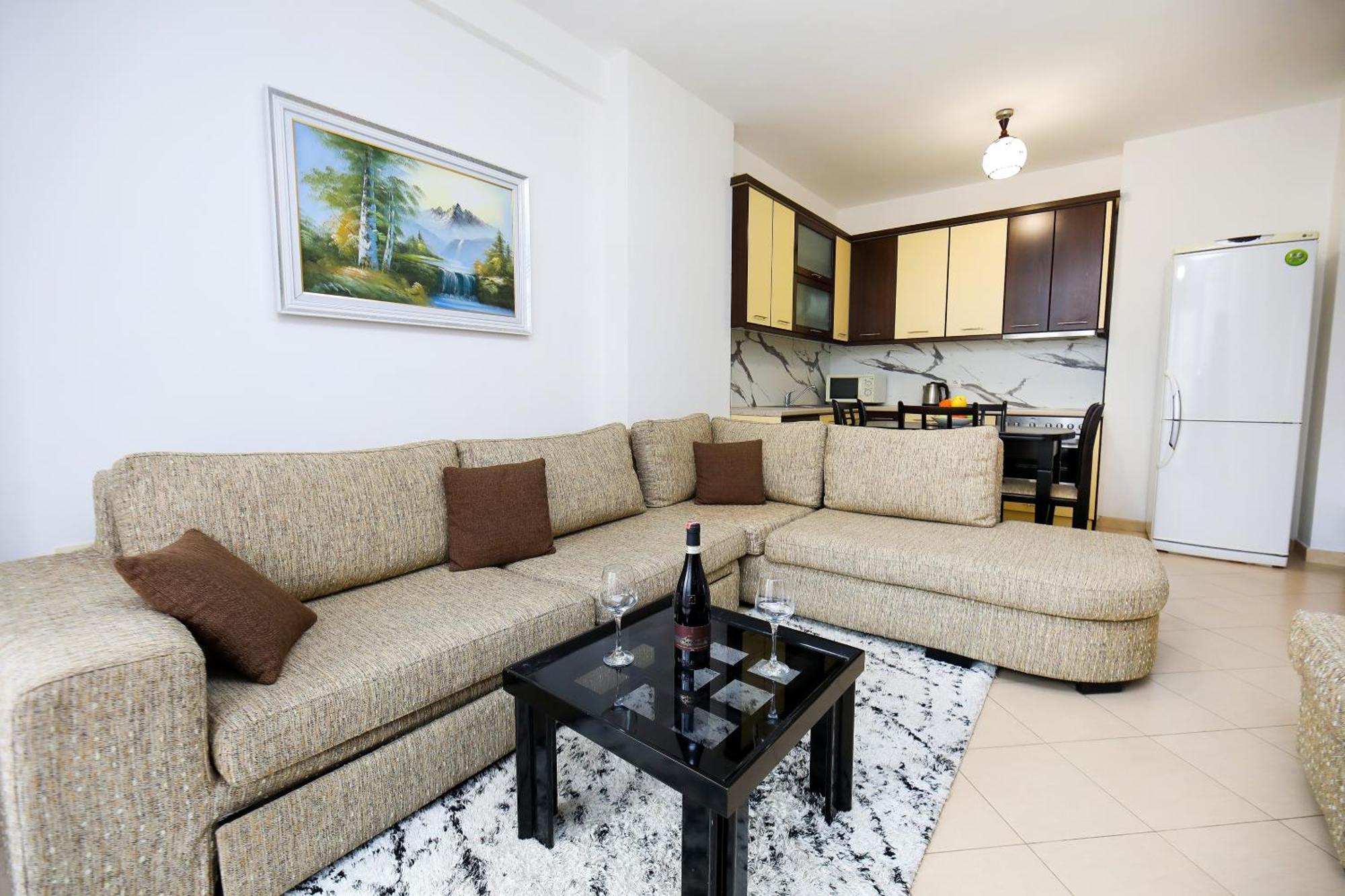 Jimi Apartments 2 Vlorë Εξωτερικό φωτογραφία