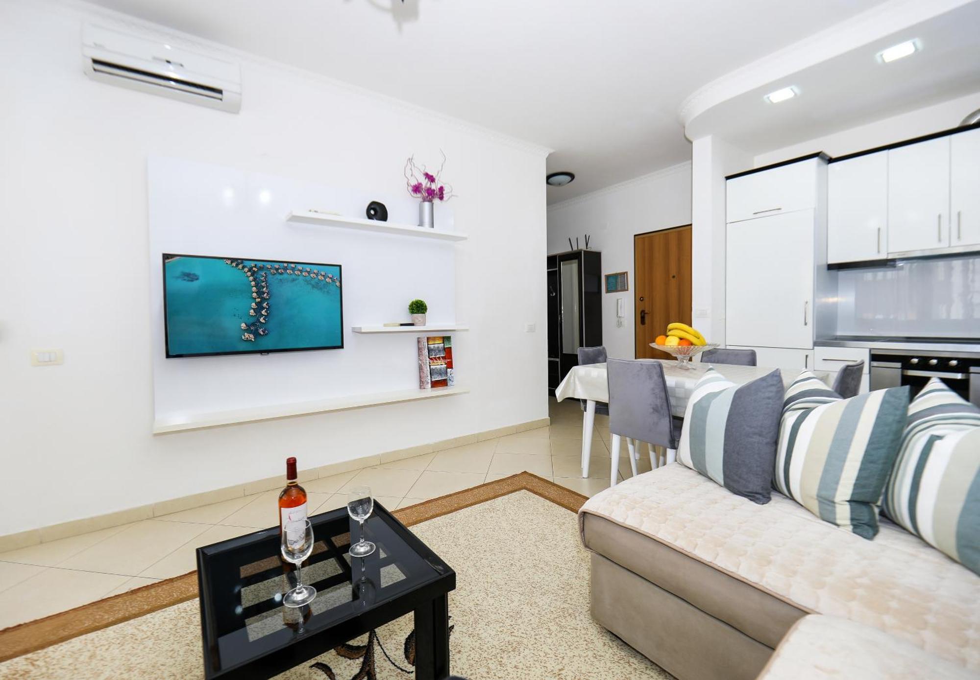 Jimi Apartments 2 Vlorë Εξωτερικό φωτογραφία