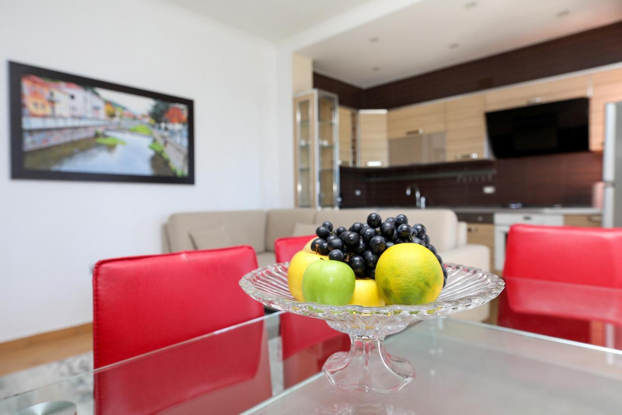 Jimi Apartments 2 Vlorë Εξωτερικό φωτογραφία