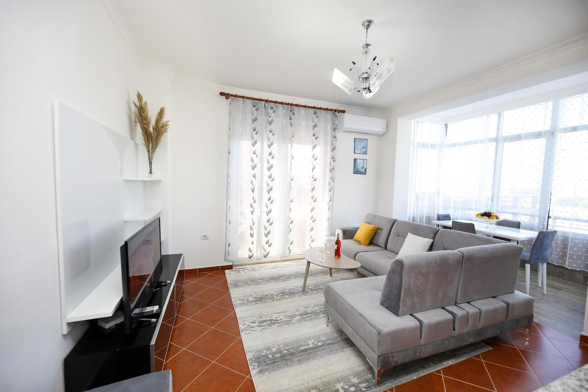 Jimi Apartments 2 Vlorë Εξωτερικό φωτογραφία