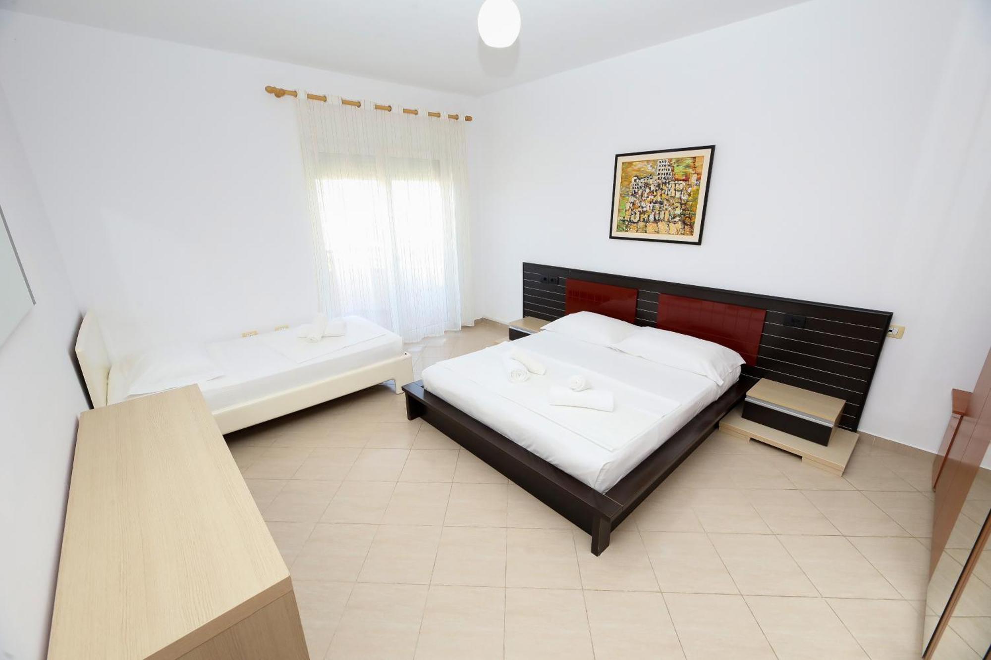 Jimi Apartments 2 Vlorë Εξωτερικό φωτογραφία