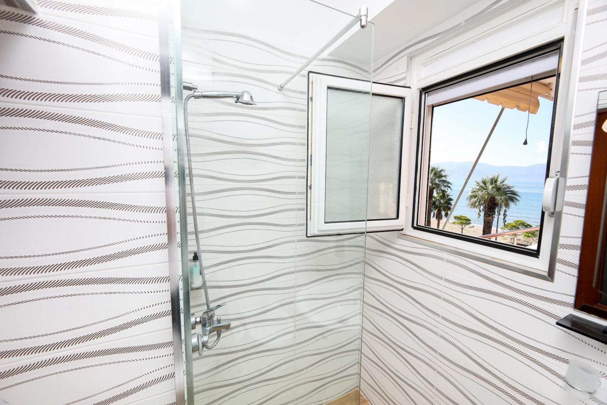 Jimi Apartments 2 Vlorë Εξωτερικό φωτογραφία